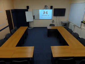 Malá učebna - uspořádání U