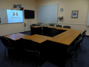 Malá učebna - uspořádání V